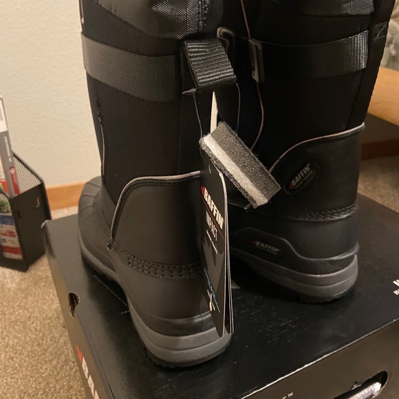 IMPACT | Women Baffin Impact women’s snow boots